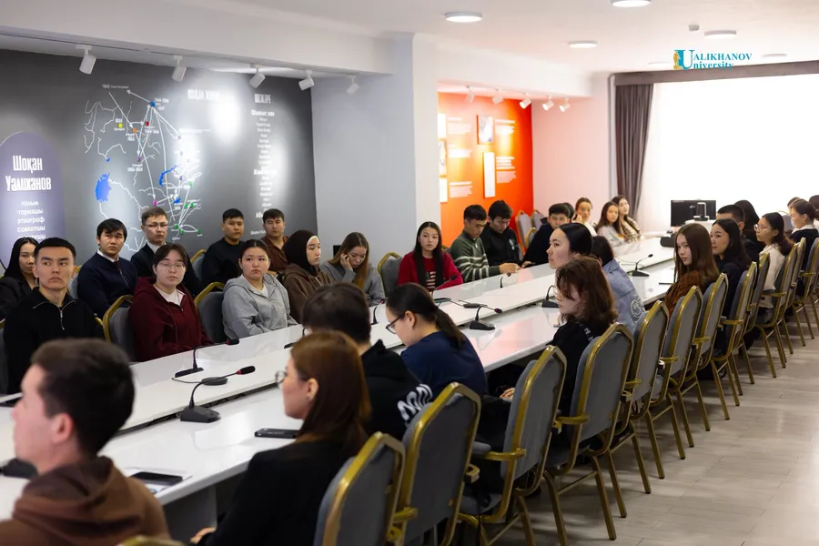 Состоялся круглый стол «Конституция и реформы Нового Казахстана»