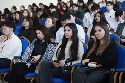 В Ualikhanov University обсудили ответственность за сталкинг и право на личную свободу