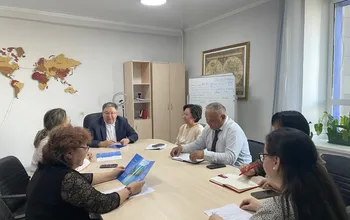 CirculEC жобасын Ш.Уәлиханов атындағы Көкшетау университетінде жүзеге асыру барысын Испаниядағы Сантьяго-де-Компостела университетінің профессоры Найля Сайфулинамен талқылау