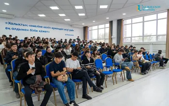  Ualikhanov University Students Explore Opportunities with Huawei