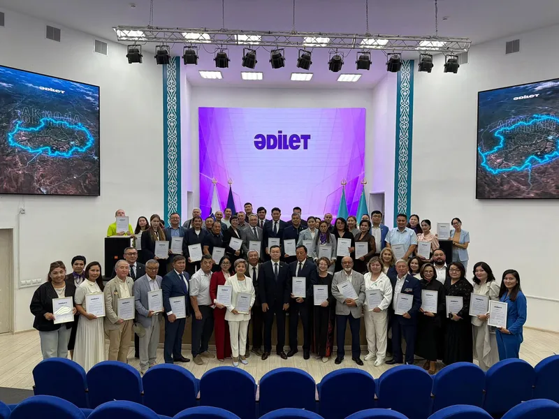 Представители Ualikhanov University награждены благодарственными письмами председателя партии «Әділет»