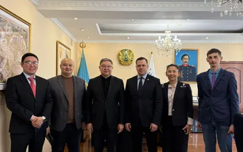 В Ualikhanov University сегодня в качестве почётного гостя и спикера на традиционную международную научно-практическую конференцию...